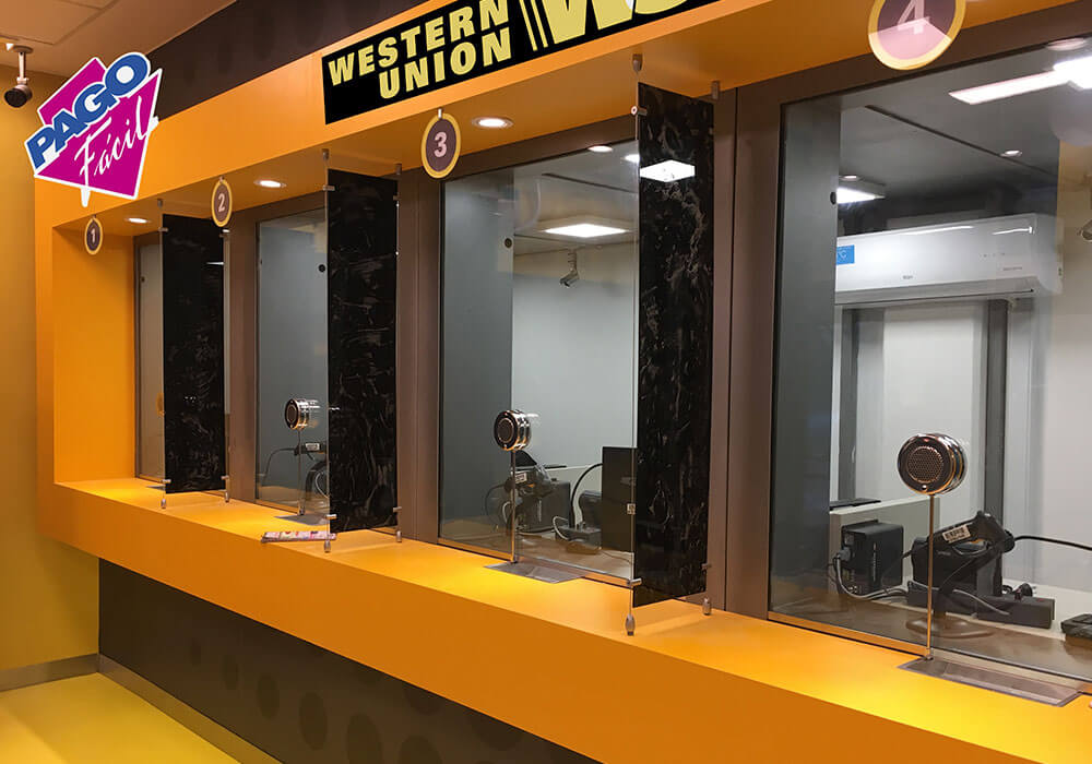Intercomunicadores Modelo 2005 ML instalados en ventanillas sucursal de Western Union
