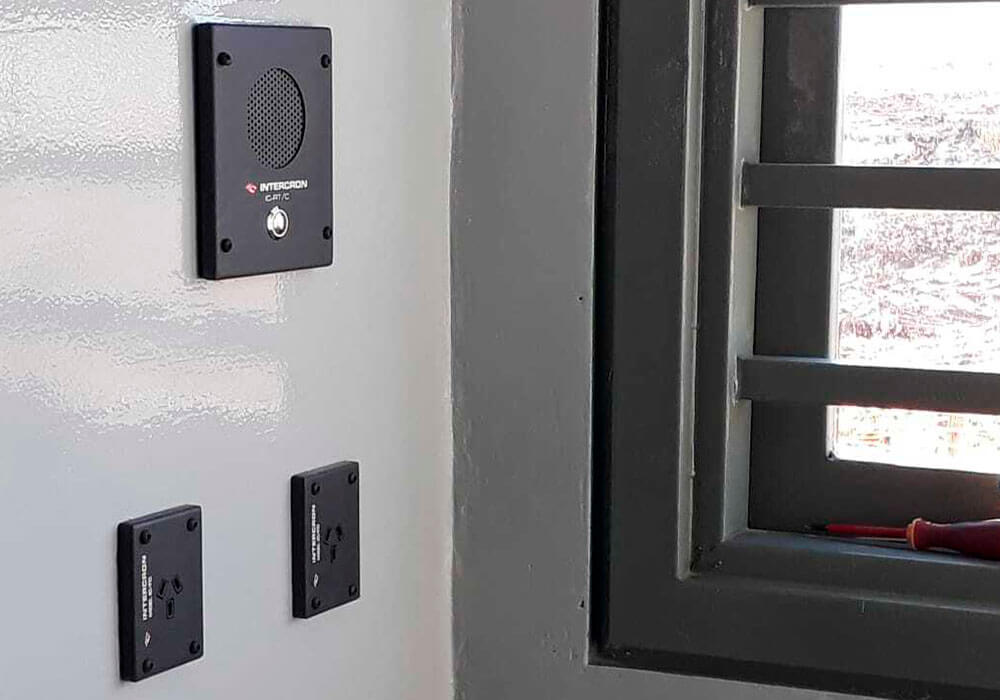 Intercomunicadores para Establecimientos Penitenciarios y Alcaidías